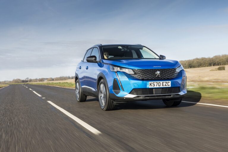 New Peugeot 3008 SUV Review