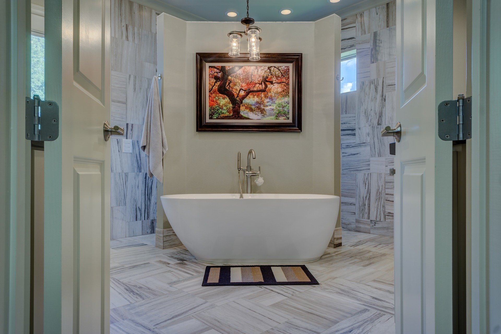 4 great tips for decorating your  bathroom