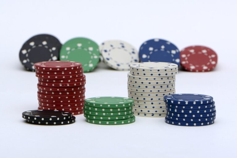 Date Night at the Casino: Why Couples Are Choosing Poker Over Dinner