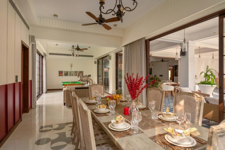 Host Your Own Casino Night: Essentials for a Stylish Home Setup