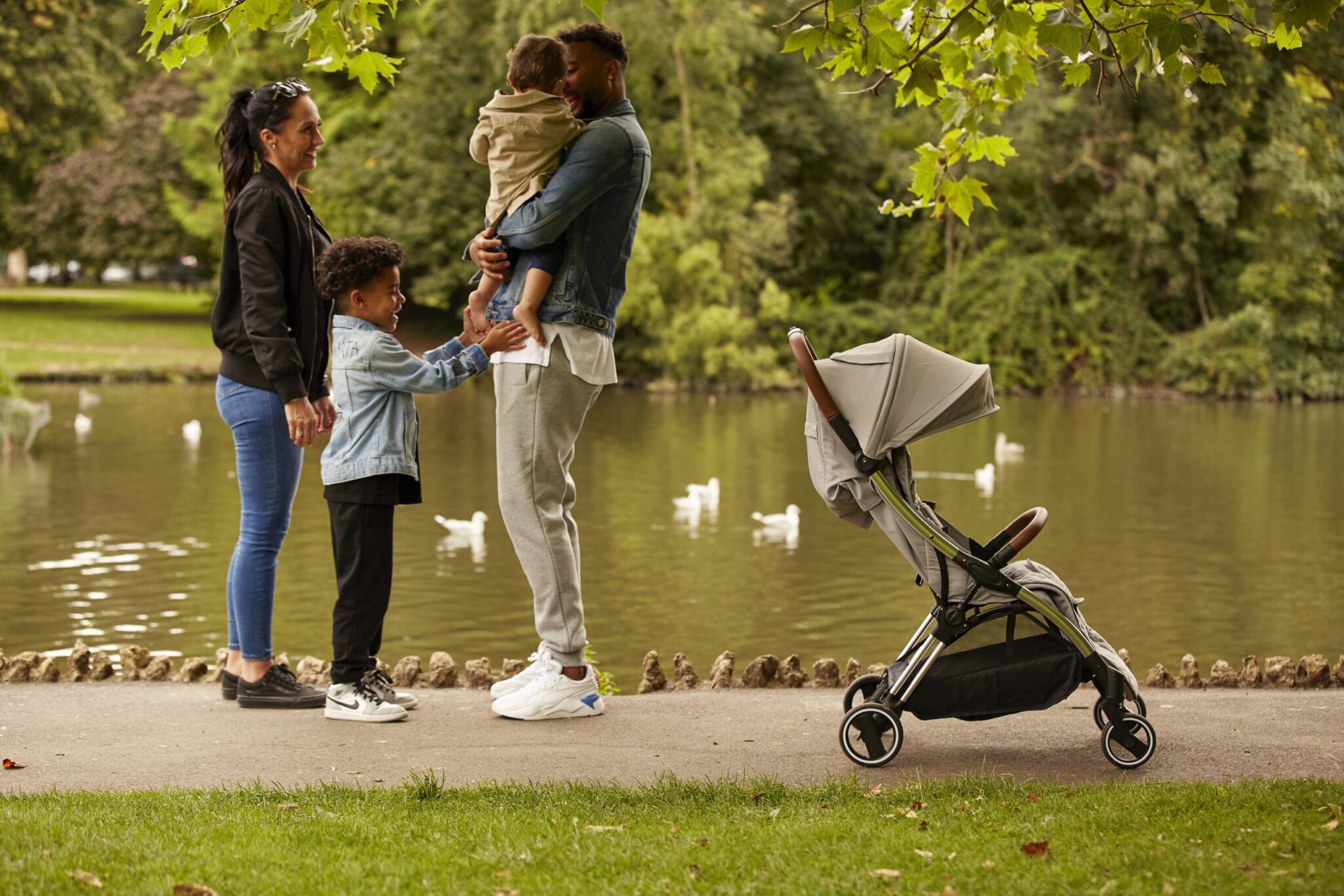 Ickle Bubba Gravity stroller review