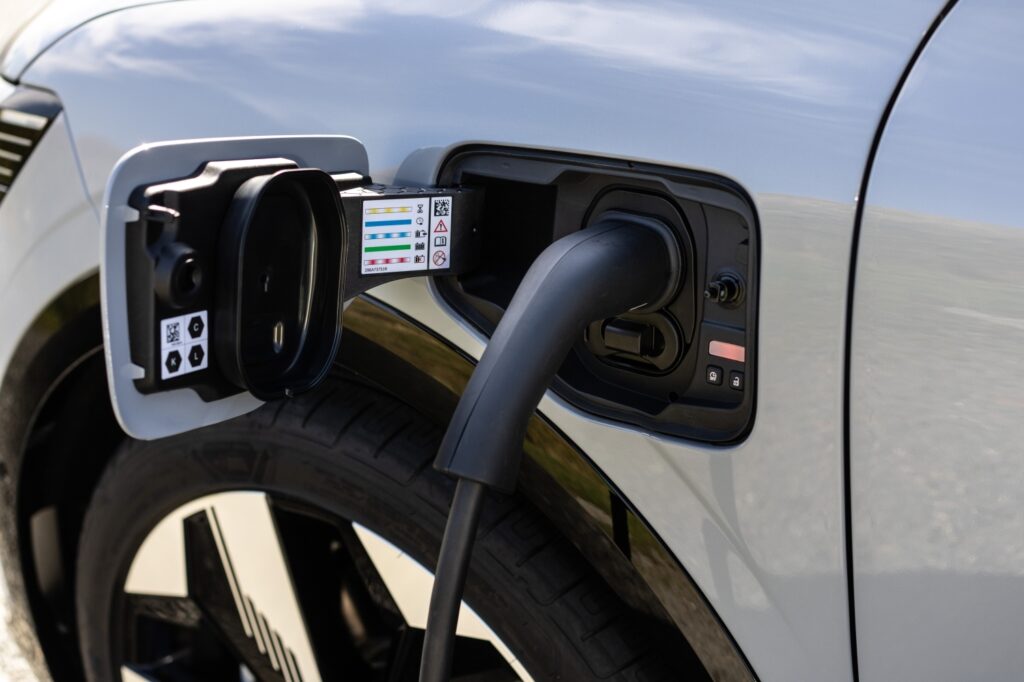 Electric Car Grant Excludes Commercial Vehicles