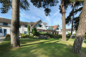 Enter prize draw for family stay at Knoll House
