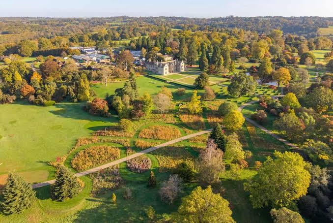 wakehurst-kew-families-summer