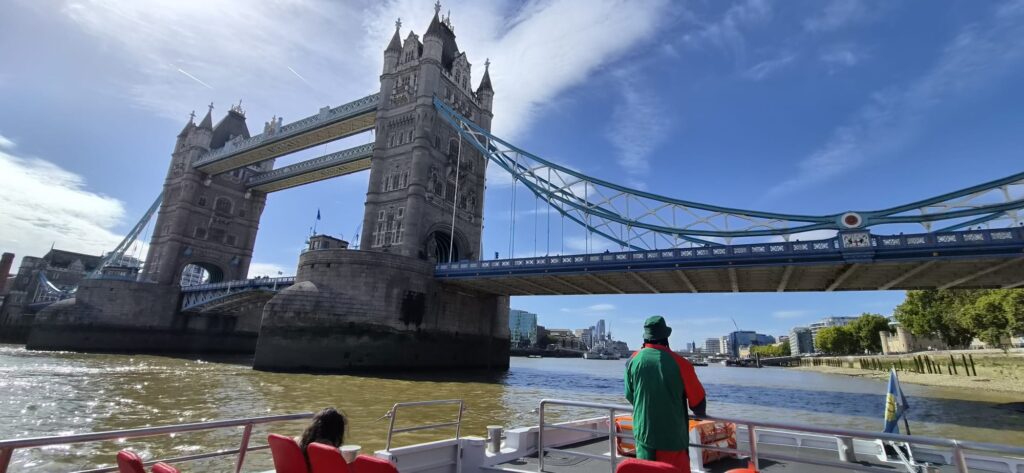 tower-bridge-river-tour