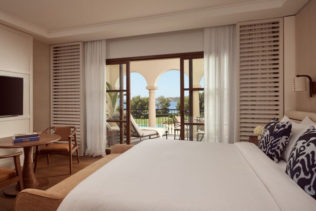 st-regis-mardavall-mallorca-suite-teens